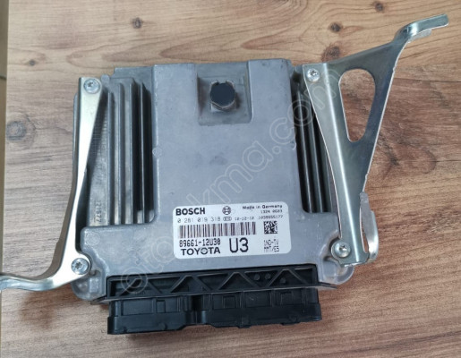 TOYOTA COROLLA MOTOR BEYNİ  89661-12U30