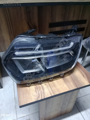 2021 2023 Dacia duster çıkma ön sol far