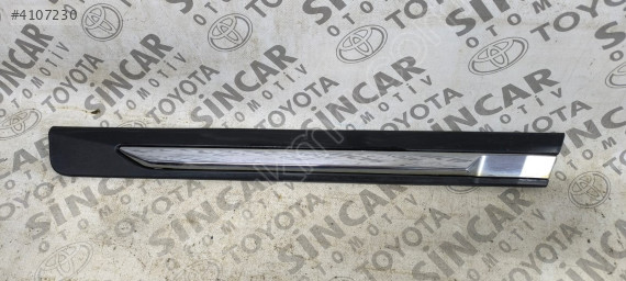 NİSSAN XTRAİL X-TRAİL SAĞ ARKA KAPI ÇITASI ÇIKMA ORJ 82876-6FR0A