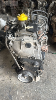 Clio 1.4 8v çıkma garantili motor