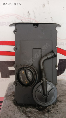 03G103475 Volkswagen Caddy Külbütör Kapağı (04-10)