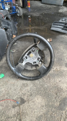 Ford fusion direksiyon simidi
