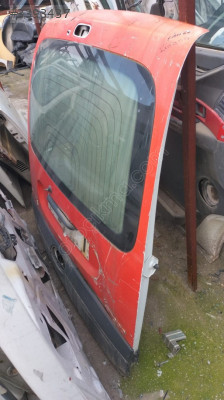 Renault Kangoo bagaj kapağı