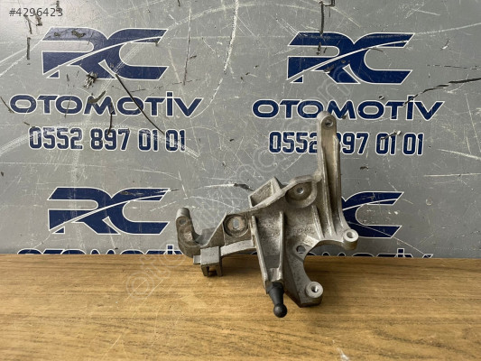 Ford Courier B470-AA Motor Kulağı  20182023 Uyumlu, Orijinal