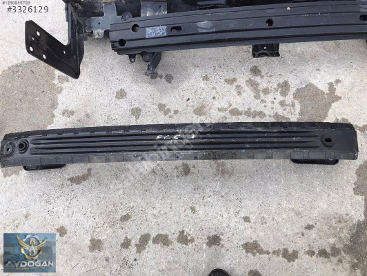 OTO CEM'DEN ÇIKMA FORD FOCUS 3 ARKA TAMPON DEMİRİ