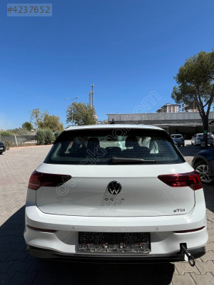 VW GOLF 8 ARKA TAMPON ORJİNAL SÖKME HATASIZ (DOLU) - 5H0807305F