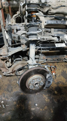 VW PASSAT B8.5 SAĞ TAŞIYICI