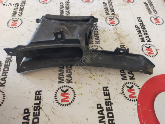 BMW 4 F32 ÇAMURLUK HAVA KANALI SAĞ 7193293