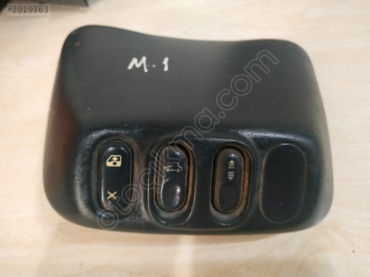 RENAULT MEGANE CABRİO TENTE AÇMA DÜĞMESİ