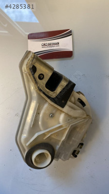 toyota corolla 2017 sağ arka kapı kilidi