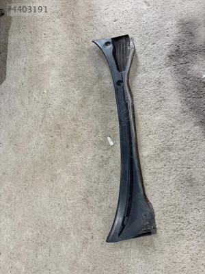 FIAT LİNEA ÇIKMA ÖN CAM IZGARASI