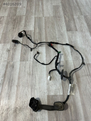 FORD FOCUS 3 SOL ARKA KAPI TESİSATI F1ET-14240