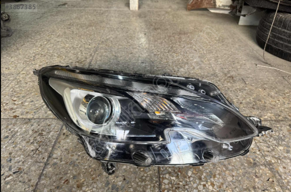 PEUGEOT 2008 SAĞ FAR ORLİNAL LEDLİ EYÜPCAN OTO'DA