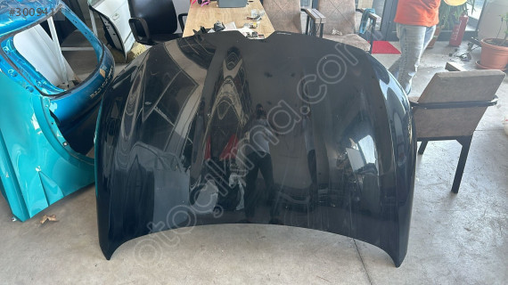 Megane 4 motor kaputu siyah Orjinal