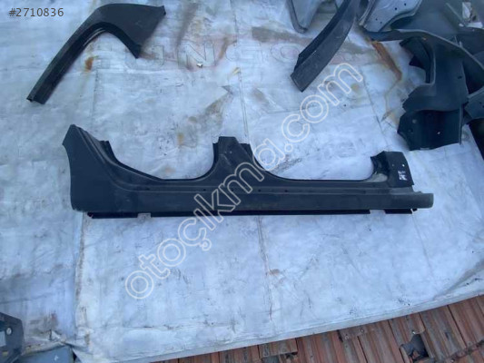 OPEL İNSİGNİA SAĞ MARŞPİYEL SACI SIFIR ORJİNAL 22908885