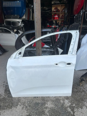 Fiat Egea Modeli İçin Çıkma Sol Ön Kapi Parçası