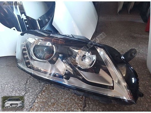 Volkswagen Passat b7 sağ far