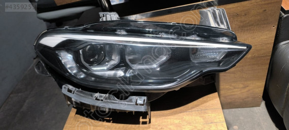 FİAT EGEA SAĞ ÖN FAR MERCEKLİ BEYAZ KAŞ ÇIKMA ORJİNAL