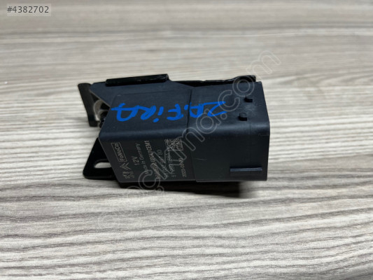 OPEL ZAFİRA KIZDIRMA ROLESİ