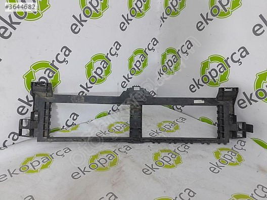 MERCEDES B2019 2024 RADYATÖR ALT HAVA KANAL PANJURU A2478854500