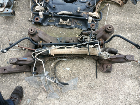 FORD TRANSİT 2020 ÖN TRAVERS ÜÇEL OTO ÇIKMA BURSA