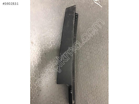 BMW F30 ARKA KAPI CAM DİREK KAPLAMASI