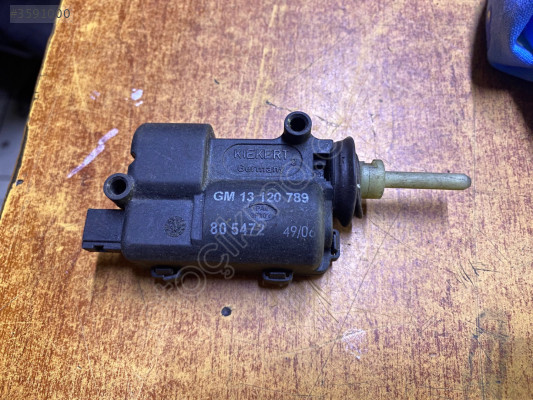 OPEL CORSA C YAKIT DEPO KİLİT MOTORU ÇIKMA 13120789 CANCAN OPEL