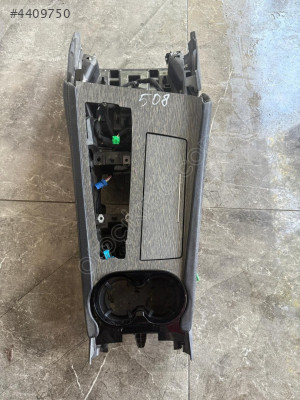 PEUGEOT 508 ORTA KONSOL BARDAKLIK EGE OTOMOTİV BURSA