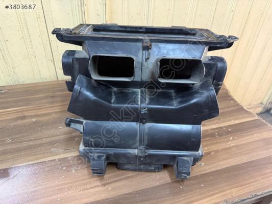 FORD ESCORT KALORİFER KUTUSU , FORD ESCORT KALORİFER KAZANI 95-00