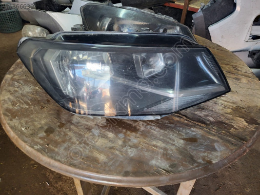 Woswagen caddy sağ ön far