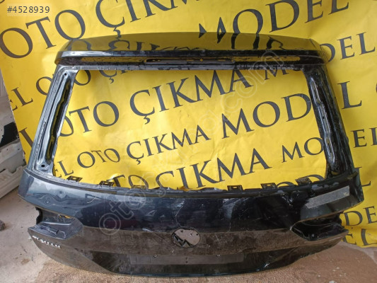VOLKSWAGEN TİGUAN BAGAJ KAPAĞI