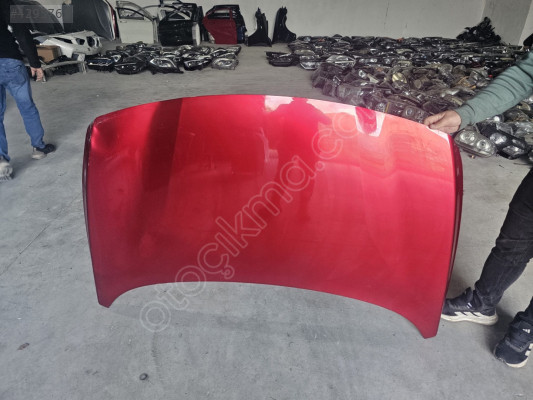 TOGG T10X KIRMIZI MOTOR KAPUTU ORJINAL LOKALLİK