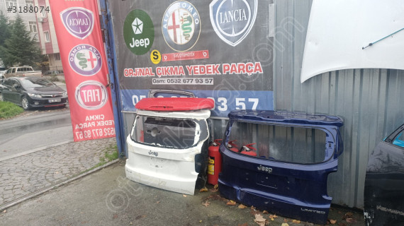 Jeep renegade çıkma bagaj kapağı temiz