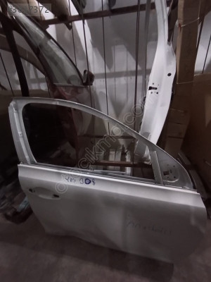 PEUGEOT 308 T9 SAĞ ÖN KAPI ORJİNAL ÇIKMA PEJO