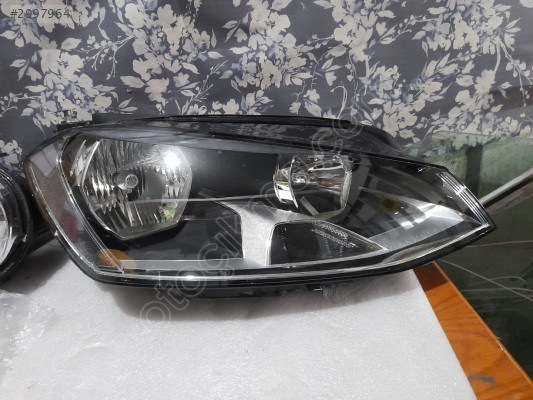 Volkswagen Golf 7 Sağ Ön Far Orjnal Çıkma