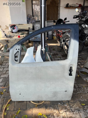 Fiat Fiorino sol ön kapı çıkma orjinal