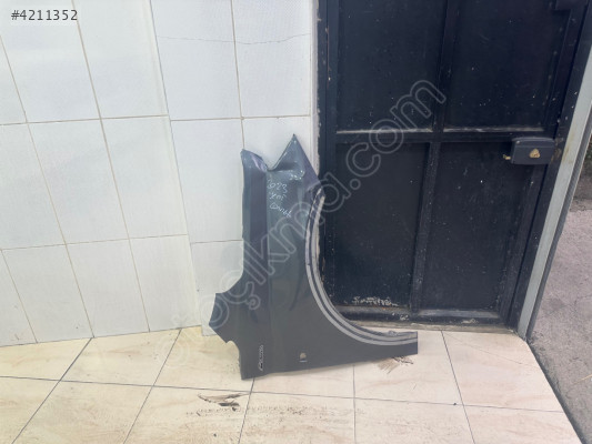 Ford connect 2023 sonrası sağ ön çamurluk