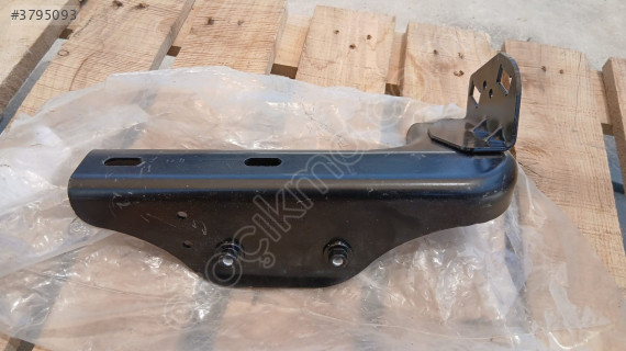 MERCEDES ACTROS ÖN SOL BASAMAK BAĞLANTISI A9606607341