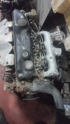 Mitsubishi Canter 449 komple motor