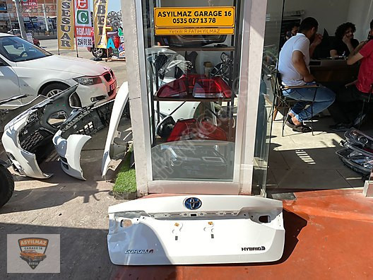 COROLLA BAGAJ KAPAĞI