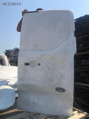 FORD CUSTOM SAĞ BAGAJ KAPAĞI ORJİNAL ÇIKMA