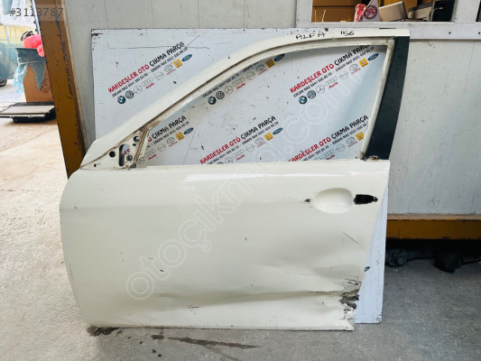 Alfa 156 sol ön kapı (hasarlı parça)