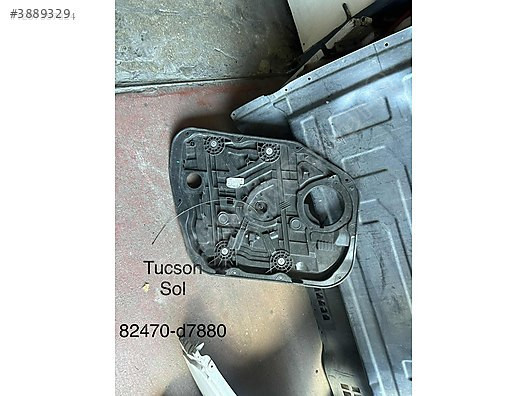 TUCSON SOL ÖN KAPI KİRKOSU ÇIKMA ORJİNAL 82470-D7880