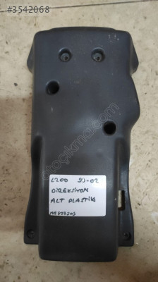 L200 99-02 DİREKSİYON ALT PLASTİK MB897305