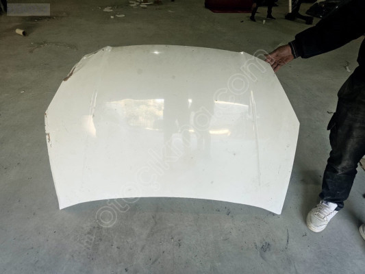 KIA RİO BEYAZ MOTOR KAPUTU ORJINAL LOKALLİK