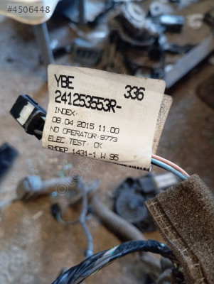 Renault Fluence sağ ön kapı tesisatı 241253553R