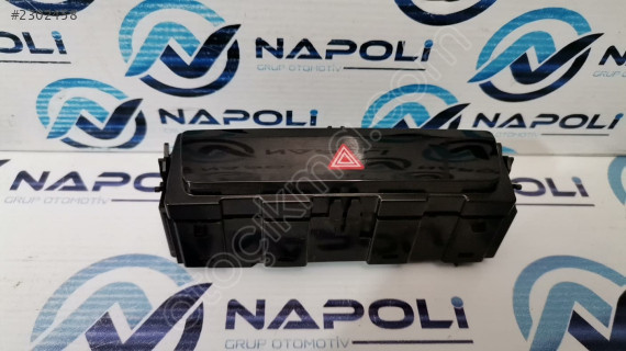 85E925301D AUDİ E-TRON DÖRTLÜ FLAŞÖR DÜĞMESİ 2022/2023