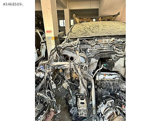 AUDI Q7 SAĞ ÖN ŞASİ KESME KONUK OTO 05366077016