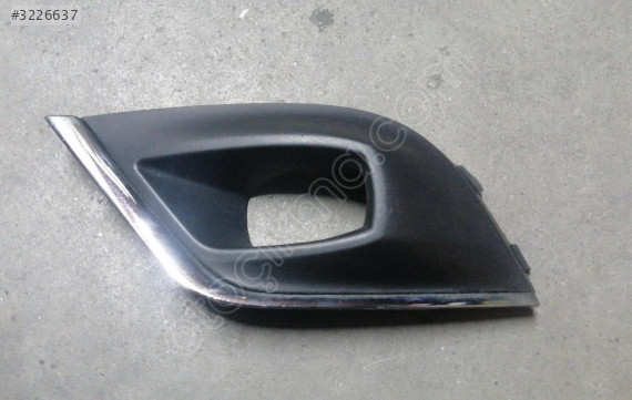 RENAULT CLIO 4 SİS FARI ÇERÇEVESİ 261A36157R