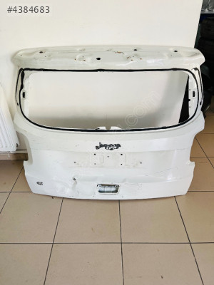Jeep Renegade bagaj kapağı